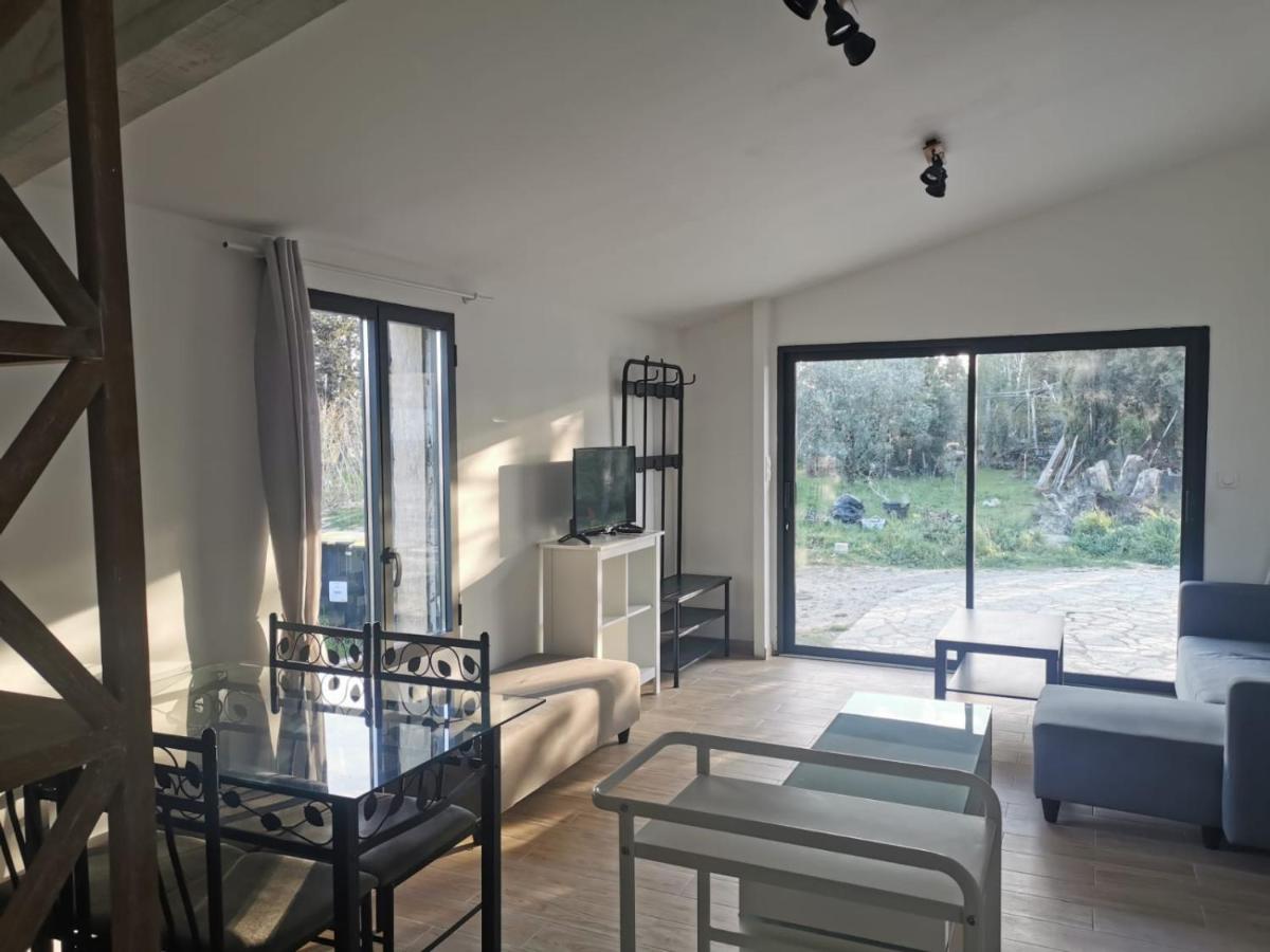 Maison Independante Avec Piscine, 10Min Avignon Pujaut Ngoại thất bức ảnh